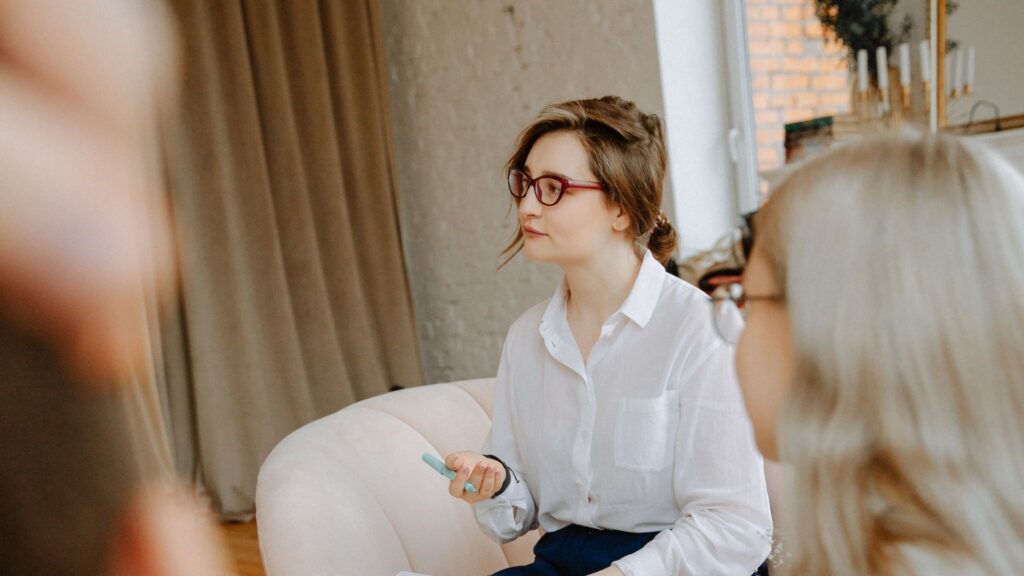 How to get hypnotherapy clients when you’re just starting out.